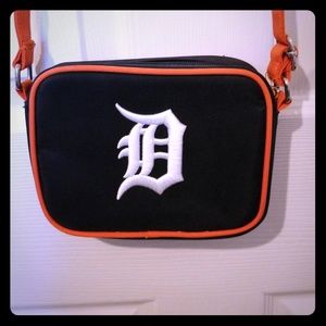 Detroit Tigers game day crossbody EUC